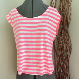 💵5 FOR $25💵 Zenana Outfitters Neon Pink Top